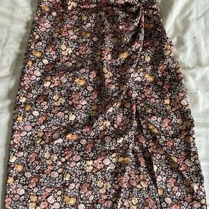 Floral Midi Skirt w/slit